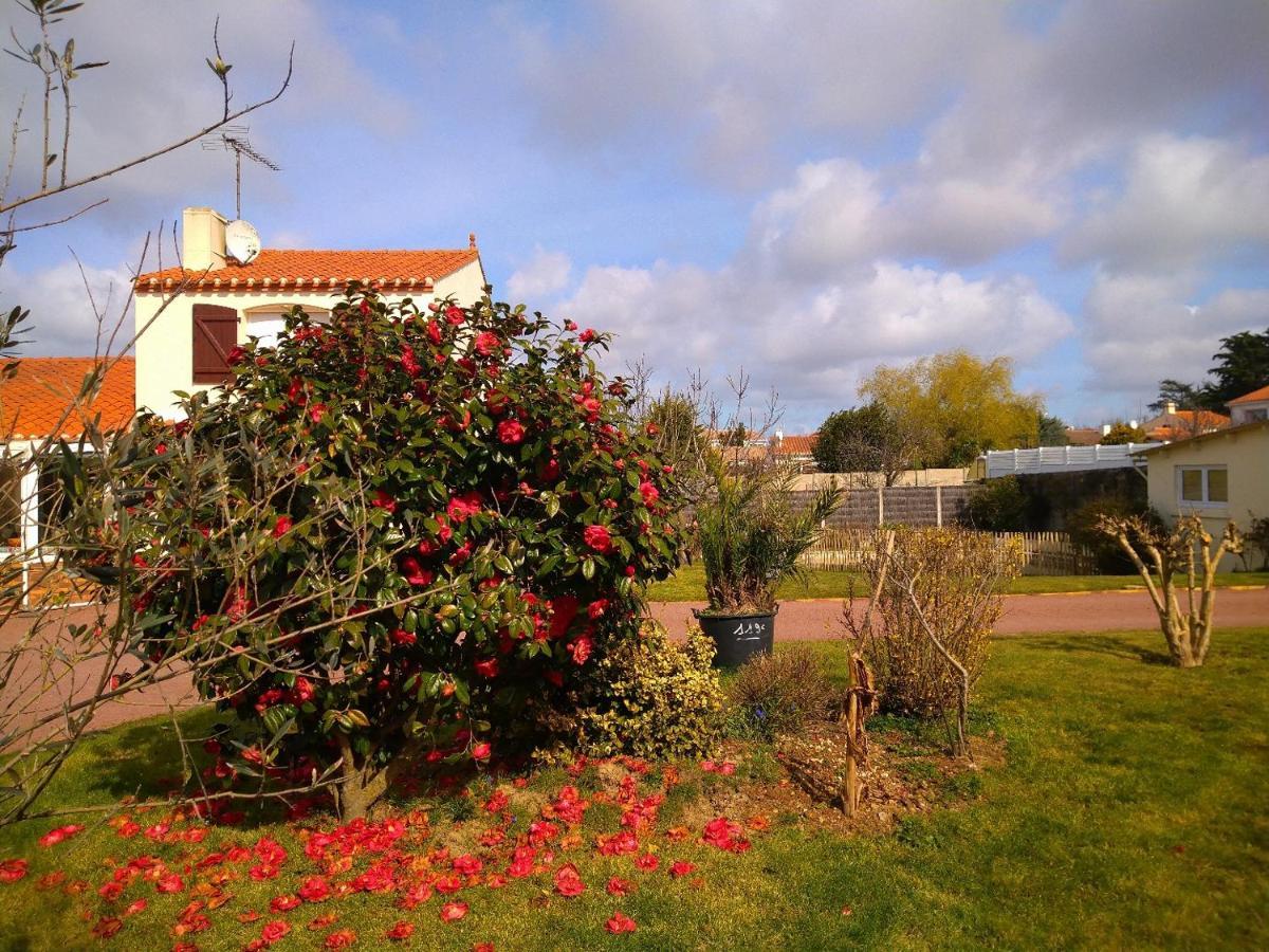 Gite "La Belle Etoile" 2 Nuits Minimum, 3 Etoiles Le Fenouiller Exterior foto